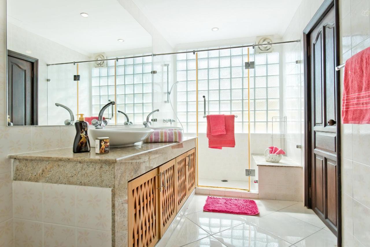 Butterfly Garden Boutique Residences Large Luxury Apts And Villas A Lifetsyle Destination By Neang, Everything You Need All Right Here 1-3 Bedrooms 110 To 190 Sq Mtrs, 2 Full Bathrooms, Rain Shower, Spa Bath, Bbq, Free Wifi, Staff 24-7, Close To Beac 파타야 외부 사진