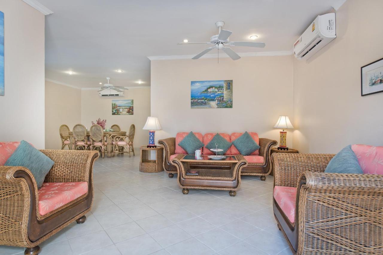 Butterfly Garden Boutique Residences Large Luxury Apts And Villas A Lifetsyle Destination By Neang, Everything You Need All Right Here 1-3 Bedrooms 110 To 190 Sq Mtrs, 2 Full Bathrooms, Rain Shower, Spa Bath, Bbq, Free Wifi, Staff 24-7, Close To Beac 파타야 외부 사진