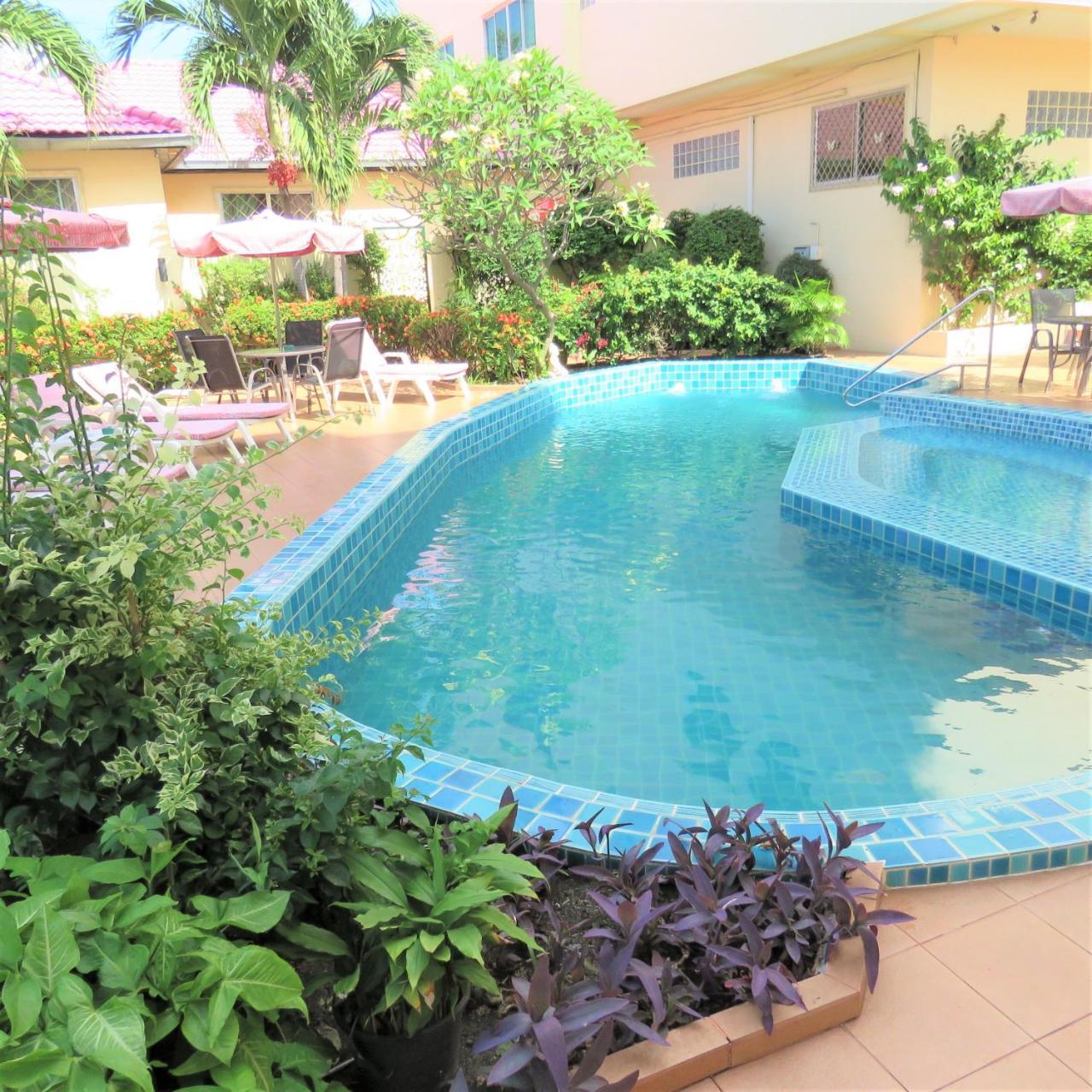 Butterfly Garden Boutique Residences Large Luxury Apts And Villas A Lifetsyle Destination By Neang, Everything You Need All Right Here 1-3 Bedrooms 110 To 190 Sq Mtrs, 2 Full Bathrooms, Rain Shower, Spa Bath, Bbq, Free Wifi, Staff 24-7, Close To Beac 파타야 외부 사진
